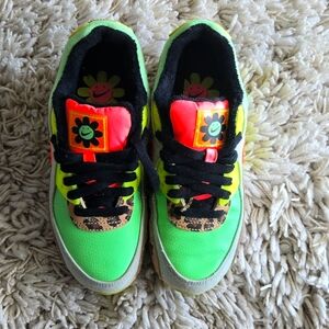 Nike US 7.5 woman  superbowl collab air max